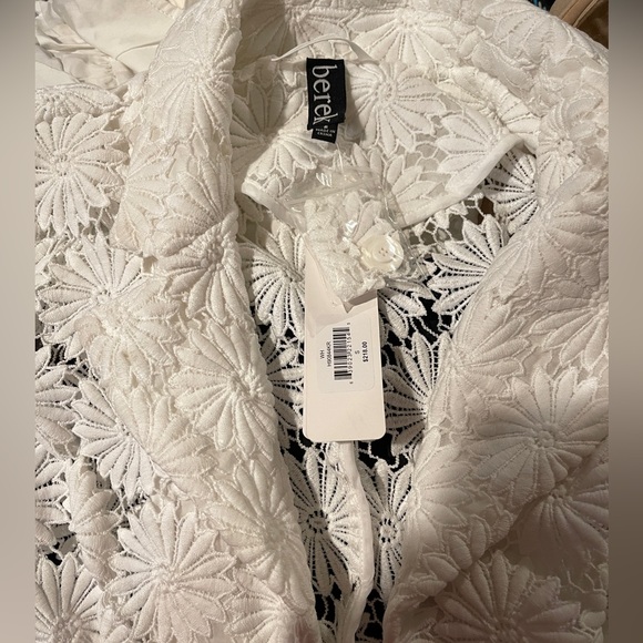 Berek Peek-A-Boo 3D Open Floral White Blazer Jacket Small NWT - Picture 8 of 10